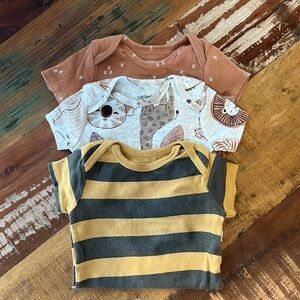 3-6 months 3 pc bodysuits